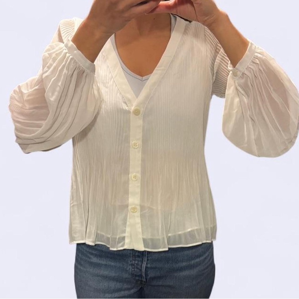Zara White Button-Up Blouse